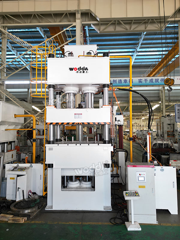 630噸薄板拉伸液壓機