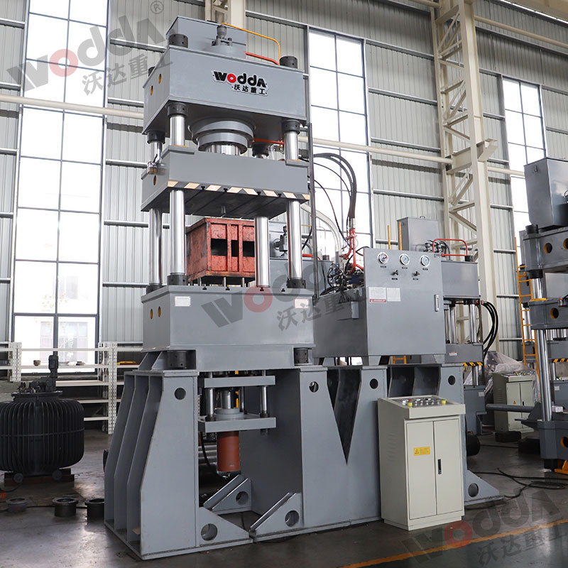 400噸四柱拉伸液壓機(jī) 400噸四柱拉伸液壓機(jī)