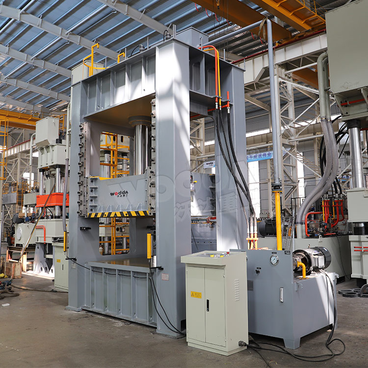 框架式汽車(chē)鈑金件液壓機(jī) 框架式汽車(chē)鈑金件液壓機(jī)