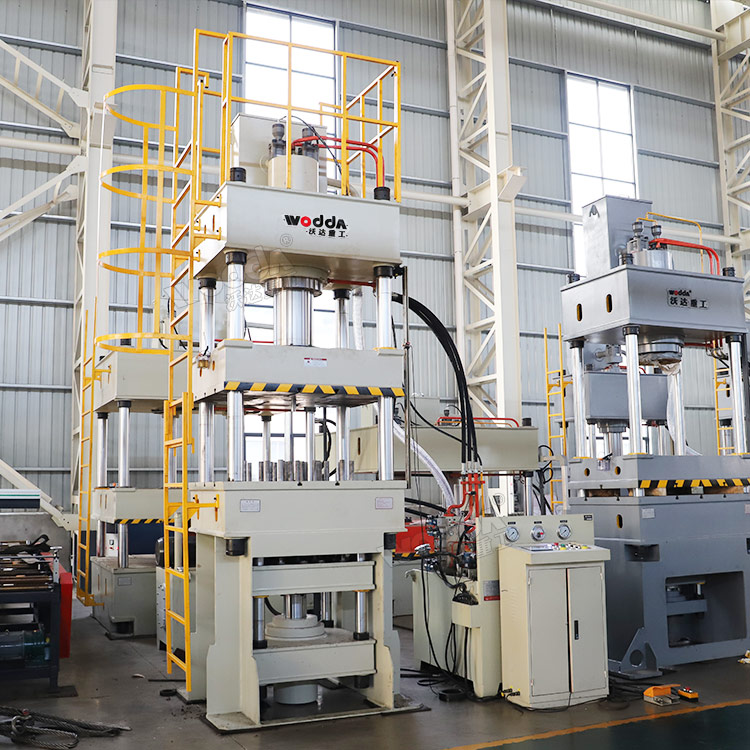 200噸液壓墊拉伸液壓機(jī).jpg 200噸液壓墊拉伸液壓機(jī).jpg